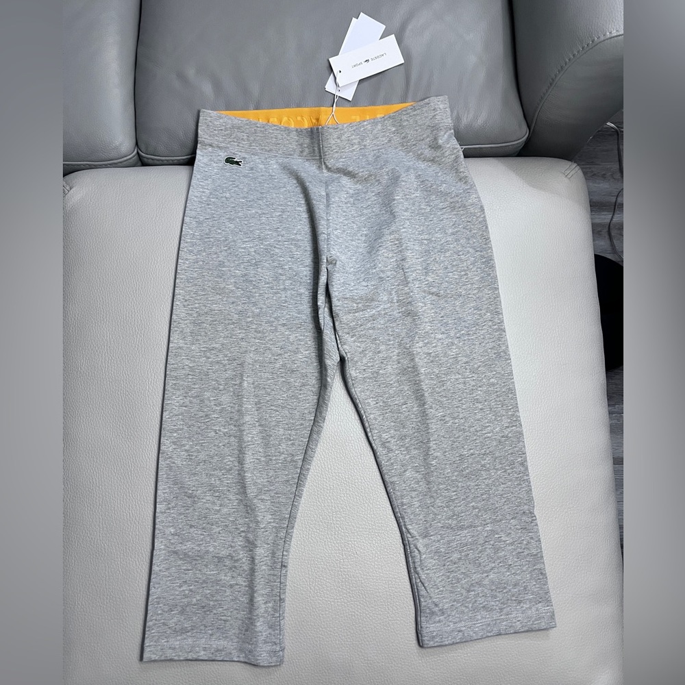 NWT - Lacoste Sport Women’s Stretch Tennis Capri Leggings - Size 38 / M